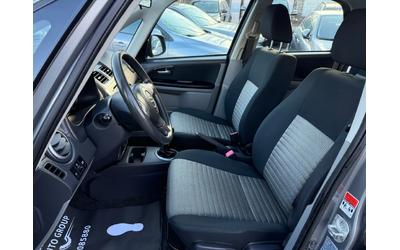 Suzuki SX4 1.6i 4x4 - автомобили, коли, обяви за нови и употребявани 6