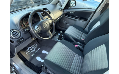 Suzuki SX4 1.6i 4x4 - автомобили, коли, обяви за нови и употребявани 8