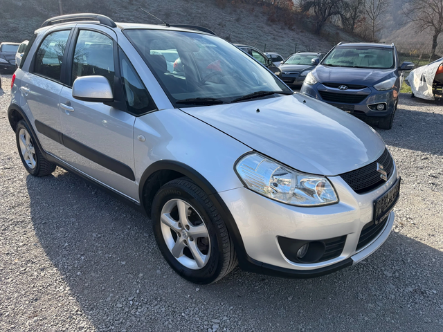 Suzuki SX4 1.6i 4x4 ITALIA - автомобили, коли, обяви за нови и употребявани 0