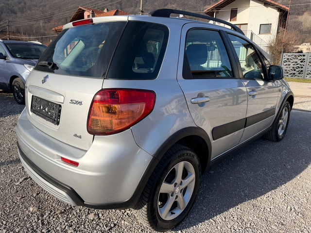 Suzuki SX4 1.6i 4x4 ITALIA - автомобили, коли, обяви за нови и употребявани 3