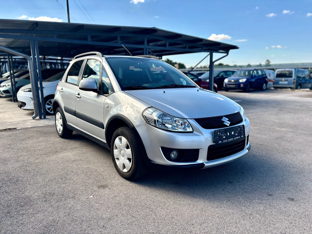 Suzuki SX4 - автомобили, коли, обяви за нови и употребявани 1
