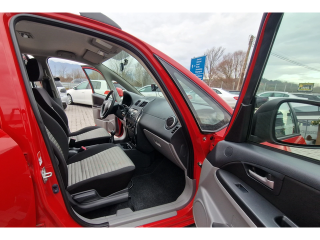 Suzuki SX4 4Х4 ЛИЗИНГ - автомобили, коли, обяви за нови и употребявани 10