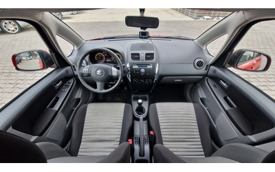 Suzuki SX4 4Х4 ЛИЗИНГ - автомобили, коли, обяви за нови и употребявани 12