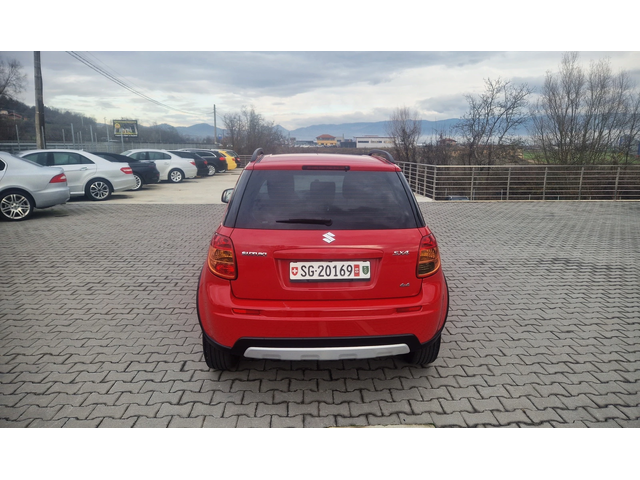Suzuki SX4 4Х4 ЛИЗИНГ - автомобили, коли, обяви за нови и употребявани 3