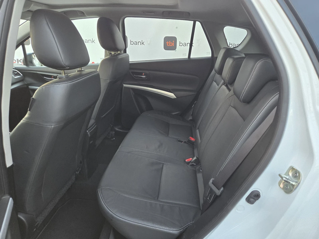 Suzuki SX4 S-Cross 1.6DDIS-120кс= ALL GRIP= АВТОМАТ= DISTRONIC= PANOR - автомобили, коли, обяви за нови и употребявани 8