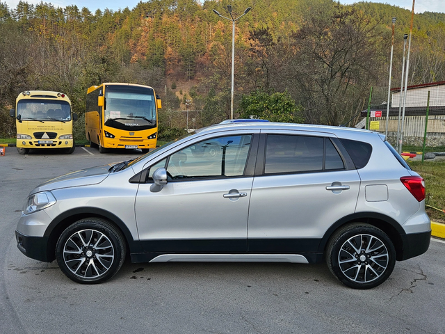 Suzuki SX4 S-Cross 1.6d KLIMATRONIK/6skorosti - автомобили, коли, обяви за нови и употребявани 2
