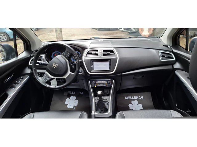 Suzuki SX4 S-Cross Suzuki S-Cross 1.6 4x4   Панорама, Кожа, Сервизна - автомобили, коли, обяви за нови и употребявани 10