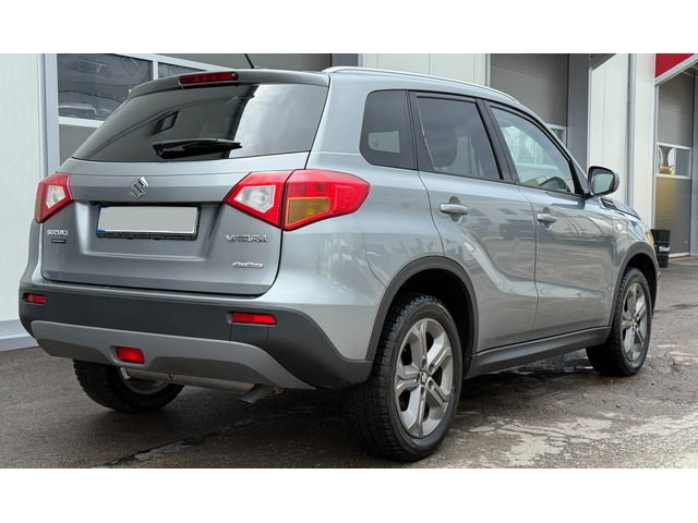 Suzuki Vitara 4x4 1.6i All Grip - автомобили, коли, обяви за нови и употребявани 3