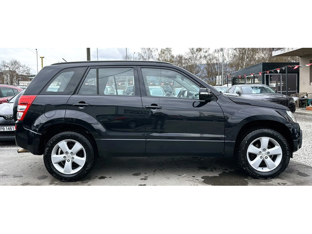 Suzuki Vitara 2.4i 169HP 4X4 - автомобили, коли, обяви за нови и употребявани 3