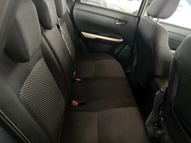 Suzuki Vitara 1.6* GAZ* НАВИ* КАМЕРА* - автомобили, коли, обяви за нови и употребявани 10