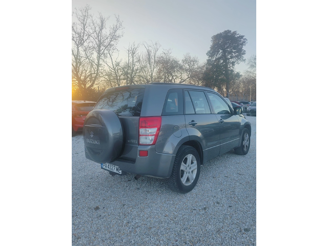 Suzuki Vitara 1.9, 130к.с. 4х4 - автомобили, коли, обяви за нови и употребявани 2