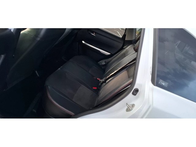 Suzuki Vitara 1.4 Turbo Piz Sulay 4x4  всички екстри за модела - автомобили, коли, обяви за нови и употребявани 12