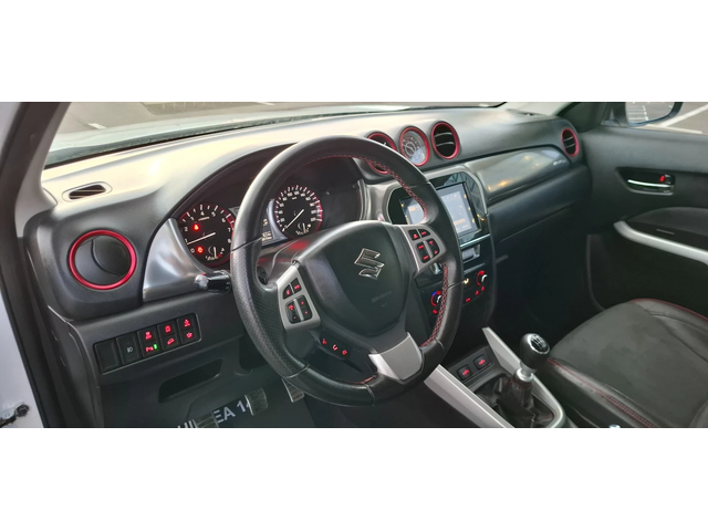 Suzuki Vitara 1.4 Turbo Piz Sulay 4x4  всички екстри за модела - автомобили, коли, обяви за нови и употребявани 13