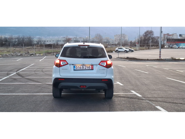 Suzuki Vitara 1.4 Turbo Piz Sulay 4x4  всички екстри за модела - автомобили, коли, обяви за нови и употребявани 3