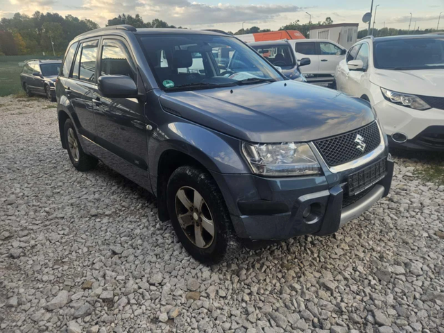 Suzuki Vitara 4x4 - автомобили, коли, обяви за нови и употребявани 6
