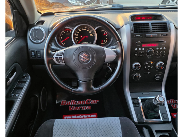 Suzuki Vitara 1.9 DDiS 130к.с.4WD Executive - автомобили, коли, обяви за нови и употребявани 8