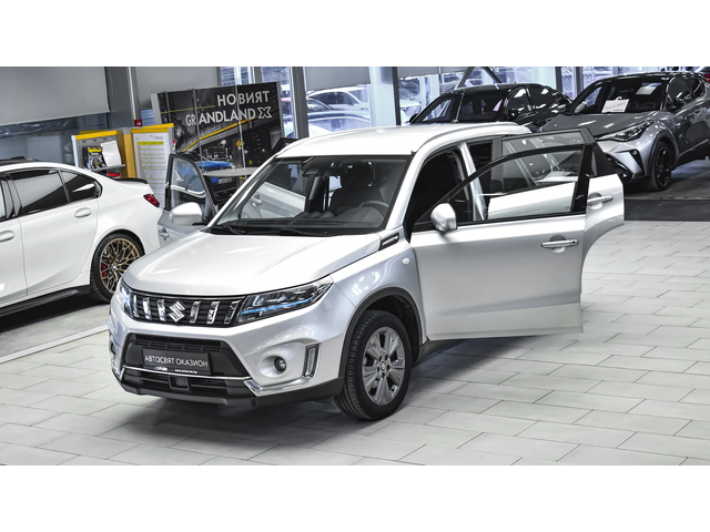 Suzuki Vitara 1.4 BoosterJet Privilege - автомобили, коли, обяви за нови и употребявани 0