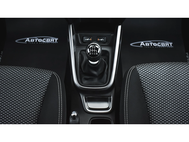 Suzuki Vitara 1.4 BoosterJet Privilege - автомобили, коли, обяви за нови и употребявани 13