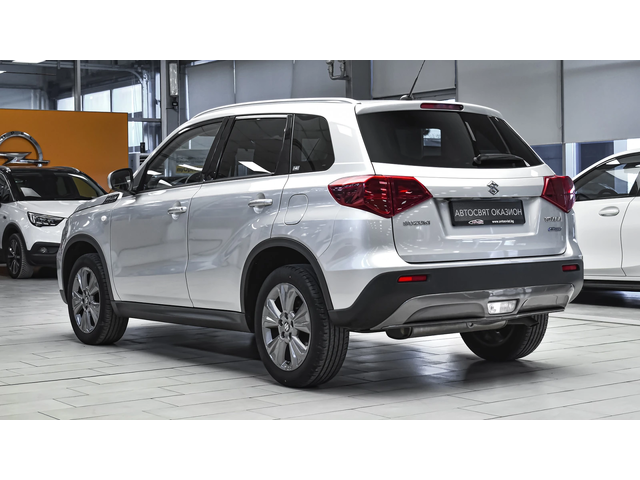 Suzuki Vitara 1.4 BoosterJet Privilege - автомобили, коли, обяви за нови и употребявани 6