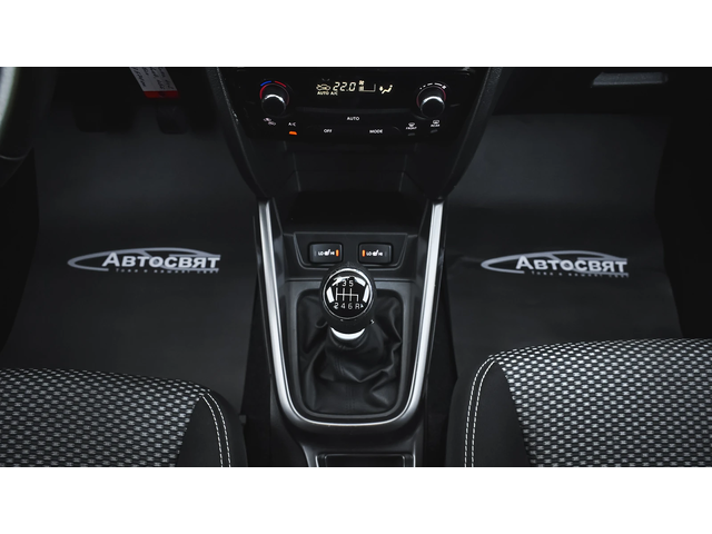 Suzuki Vitara 1.4 BoosterJet Comfort - автомобили, коли, обяви за нови и употребявани 13