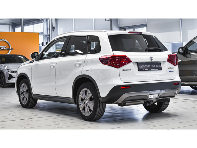 Suzuki Vitara 1.4 BoosterJet Comfort - автомобили, коли, обяви за нови и употребявани 6