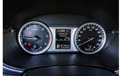 Suzuki Vitara 1.6DDIS V-TOP 4WD - автомобили, коли, обяви за нови и употребявани 9