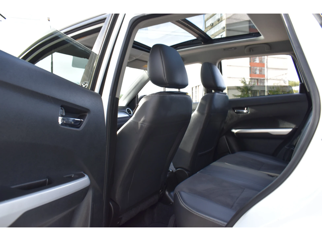 Suzuki Vitara 1.6D* SERGIO-CELANO* 4x4* FULL - автомобили, коли, обяви за нови и употребявани 10