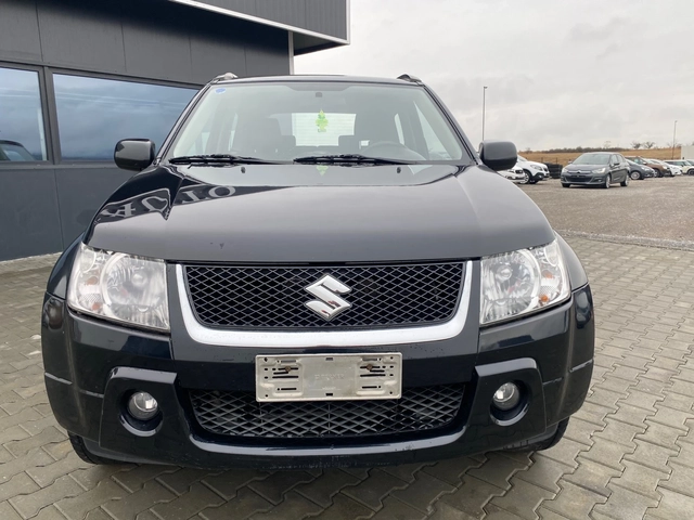 Suzuki Vitara 1.6+ газ - автомобили, коли, обяви за нови и употребявани 1