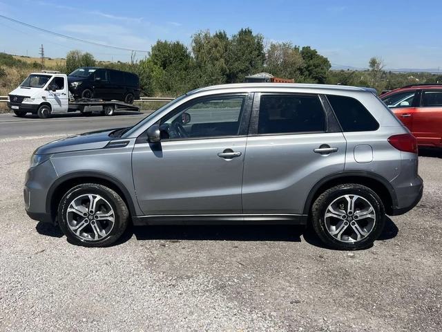 Suzuki Vitara ТОП* СОБСТВЕН ЛИЗИНГ* - автомобили, коли, обяви за нови и употребявани 3