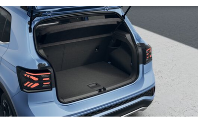 VW T-Cross T-Cross R-Line PLUS 1.5 TSI OPF DSG - автомобили, коли, обяви за нови и употребявани 10