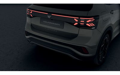 VW T-Cross T-Cross R-Line PLUS 1.5 TSI OPF DSG - автомобили, коли, обяви за нови и употребявани 7