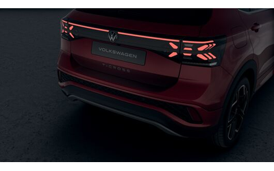 VW T-Cross T-Cross R-Line PLUS 1.5 TSI OPF DSG - автомобили, коли, обяви за нови и употребявани 7