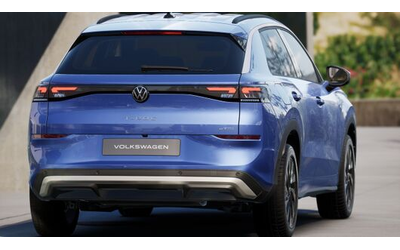 VW T-Roc T-Roc Life 1.5 eTSI OPF DSG - автомобили, коли, обяви за нови и употребявани 7