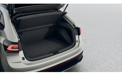 VW Taigo Taigo R-Line PLUS 1.5 TSI OPF DSG - автомобили, коли, обяви за нови и употребявани 10