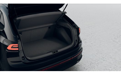 VW Taigo Taigo R-Line PLUS 1.5 TSI OPF DSG - автомобили, коли, обяви за нови и употребявани 10