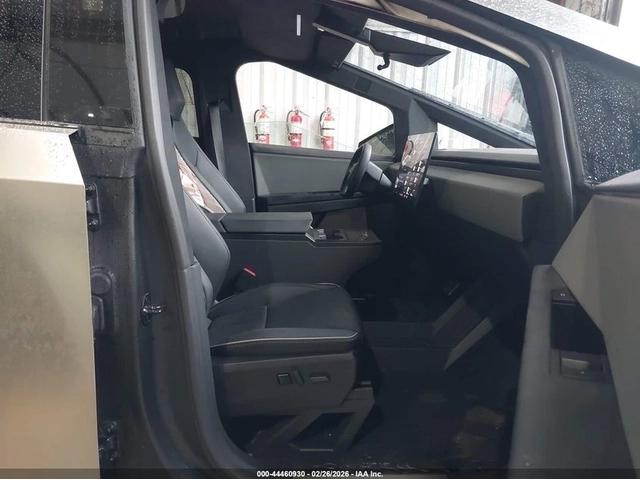Tesla Cybertruck - автомобили, коли, обяви за нови и употребявани 6
