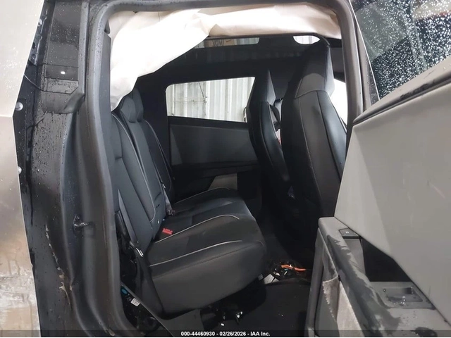 Tesla Cybertruck - автомобили, коли, обяви за нови и употребявани 7