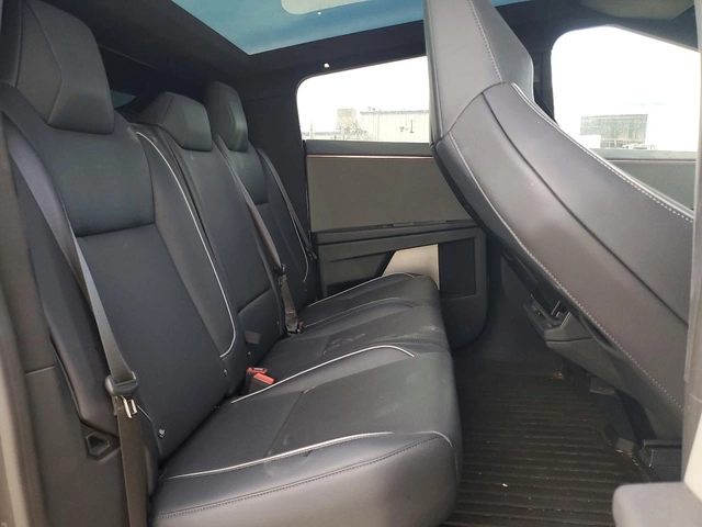 Tesla Cybertruck AWD DUAL MOTOR - автомобили, коли, обяви за нови и употребявани 9