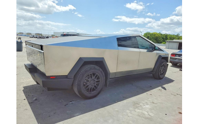 tesla-cybertruck-all-wheel-drive - 2