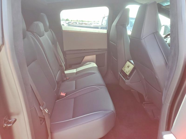 Tesla Cybertruck ALL WHEEL DRIVE - автомобили, коли, обяви за нови и употребявани 9