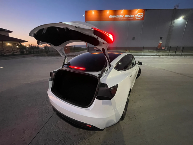 Tesla Model 3 New model 2024 LongRange - автомобили, коли, обяви за нови и употребявани 7