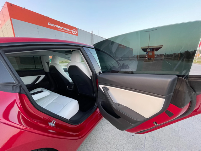 Tesla Model 3 Dual Motor Long-range AUTOPILOT - автомобили, коли, обяви за нови и употребявани 13