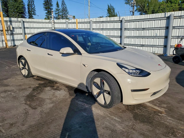 Tesla Model 3 - автомобили, коли, обяви за нови и употребявани 2