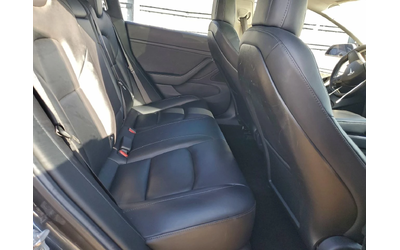 Tesla Model 3 - автомобили, коли, обяви за нови и употребявани 8