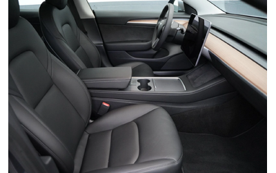 Tesla Model 3 Performance - автомобили, коли, обяви за нови и употребявани 10