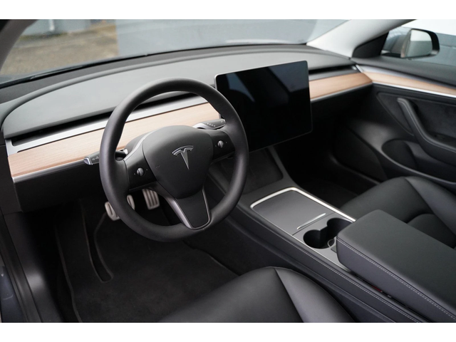 Tesla Model 3 Performance - автомобили, коли, обяви за нови и употребявани 5