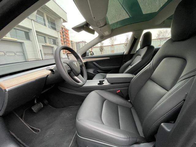 Tesla Model 3 Long Range Dual Motor - автомобили, коли, обяви за нови и употребявани 6