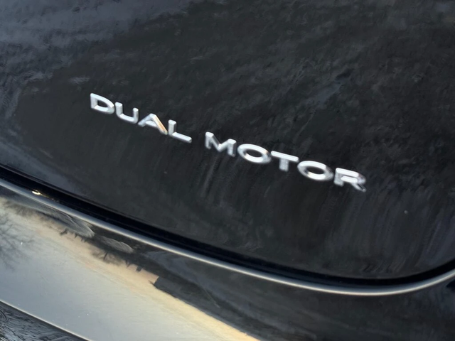 Tesla Model 3 3 LONG RANGE | AWD | ONE OWNER - автомобили, коли, обяви за нови и употребявани 8