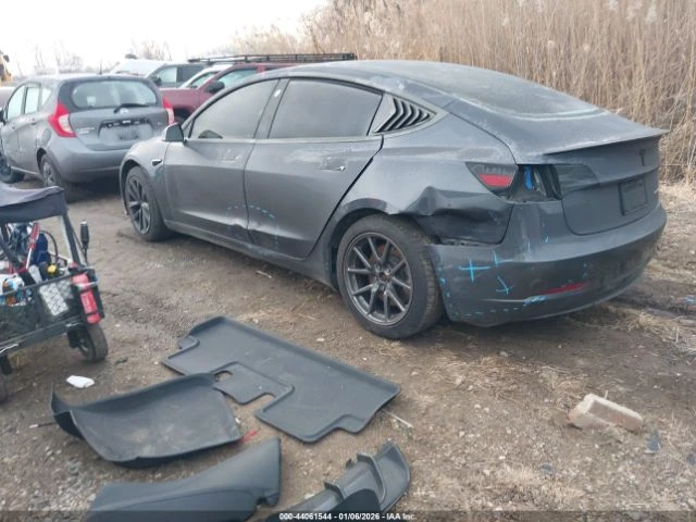 Tesla Model 3 LONG RANGE* DUAL MOTOR* ПАНО* КАМЕРИ - автомобили, коли, обяви за нови и употребявани 3