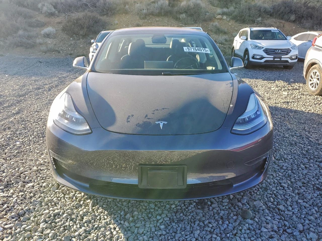 Tesla Model 3 ПОДГРЕВ* КАМЕРА* ПАНО* RWD - автомобили, коли, обяви за нови и употребявани 1
